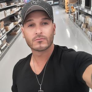 Meet your Posher, Angelo